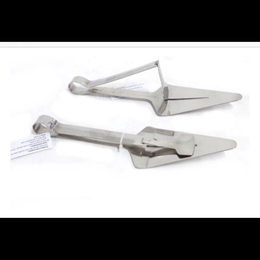 Dessert lifter and cake pusher